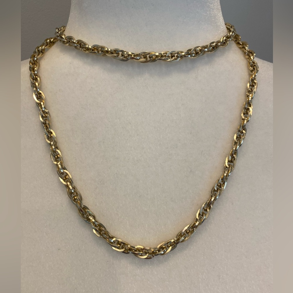 Vintage gold chain-link necklace